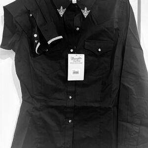 Wrangler Black Shirt with Silver Detailing